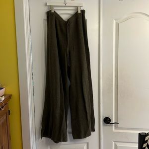Aerie sweater pant olive green size xl